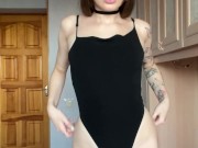 Beautiful bitch showing her breasts💕 1/16