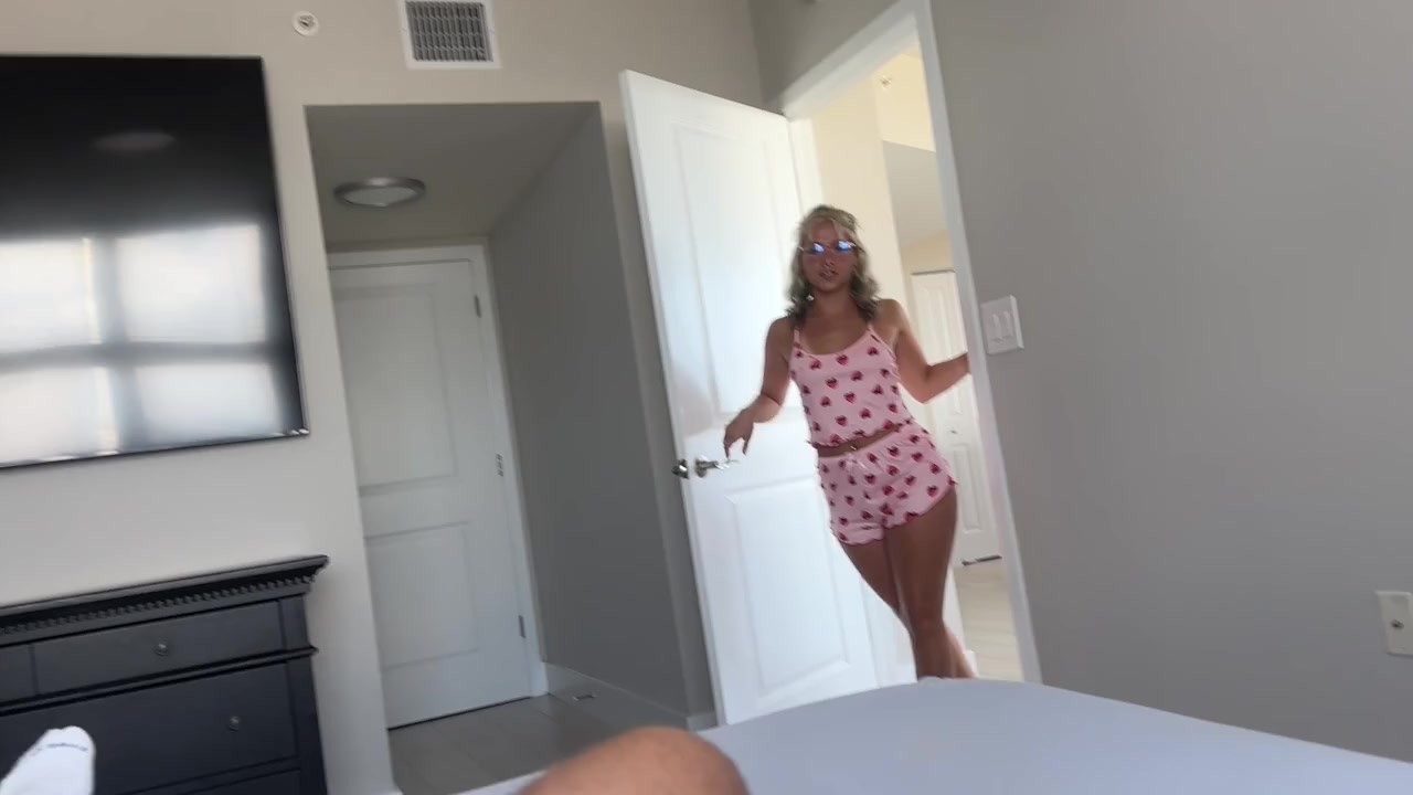 Using Little Step Sister Pussy To Jerk Off ~ Venus Rivers ~ Household Fantasy ~ Scott Stark - RedTube