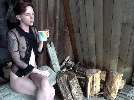 Girlfriend Experience in cabin & outdoors.