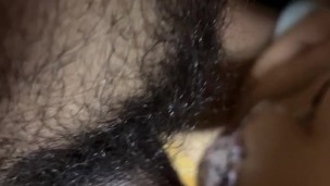 Súper descarga en boca de hermosa apenas legal