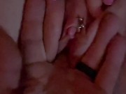 Closeup of couple fingering pussy together 16/16