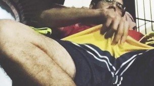 BULTO DE FIERRO BIEN PARADO (COMPLETO EN ONLYF)