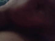 Me masturbo en mi cama 12/16