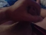 Me masturbo en mi cama