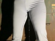 Babe drenches her yoga pants behind dumpster 3/16