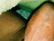 Aquecendo a piroca debaixo do cobertor neste frio abaixo de negativo 9/16