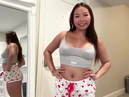 ASIAN GF TRIES SUNDRESSES | TRY ON HAUL (Nip-Slips WAIT FOR IT!) You go hungry after watching this.