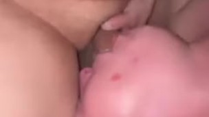 OMG SHE HAS 3 THROATS!!!🤯😝