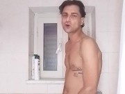 Piscio Canto rap (SALMO) faccio la doccia e vi parlo di donne 3/16