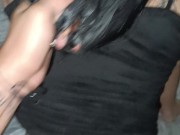 Compartiendo la cama con mi hermanastra en las vacaciones 12/16