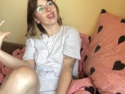 Sexy brunette in homemade clothes shows her tits 6/16