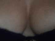 pulando as tetas vai você está safada agora 13/16