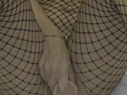 Pido que me grabe a mi hermanastro mientras me toco y monto mi polla 8/16