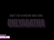 Lucky guy picks up gorgeous horny Latina and goes to her hotel room to fuck 1/16