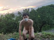 野外脱衣→全裸散歩　明るくなり始めた早朝に脱いだ服をリュックに詰めてのんびり風を感じてきた 2/16