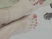 Me vengo en sus pies sexys 16/16