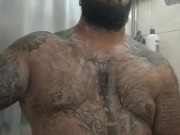 Soapy shower fun 16/16