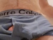 Pissing / wetting my boxer shorts 8/16