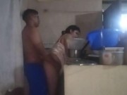 Empleada follada en la cocina por su jefe