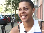 Ersties - Darling Daisy Plays With Her Pussy Outside 9/16