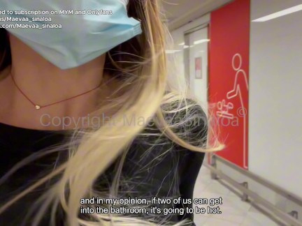 STRANGER CHALLENGE - I ask a stranger to fuck me in the toilets of the Paris airport