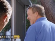 BRAZZERS - Horny Babe Tommy King Finds Cure For Her Sexual Frustration On The New Neighbor's Cock 14/16