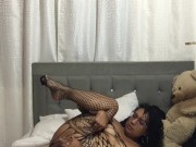 CUTE GIRL MASTURBATES IN HER ROOM 9/16