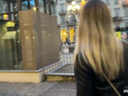 Pompino con sborrata nel parcheggio pubblico - moglie Troia 3/16