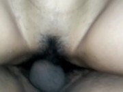 Me cogen de perrito riquísimo me encanta como me mueve su verga dentro de mi 13/16