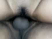 Me cogen de perrito riquísimo me encanta como me mueve su verga dentro de mi 15/16