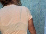 Una Ducha Caliente estoy es muy Hot 2/16