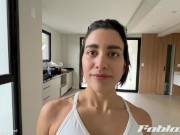 Se la puse muy dura al repartidor bailando sexy como propina por su servicio 16/16