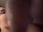 MI ESPOSO ME GRABO MIENTRAS SE LO CHUPABA A UN DESCONOCIDO 11/16