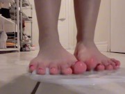 BARE FEET playing in Daddy’s CUM puddle 4/16