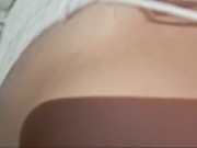 Solita en casa me saco el top de las tetas 4/16