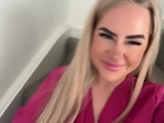 TikTok nurse flashes pussy 14/16