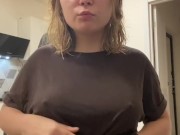 Миловидная девушка гладить себя и мнет свою большую, упругую, сочную грудь, сжимая сосочки 7/16