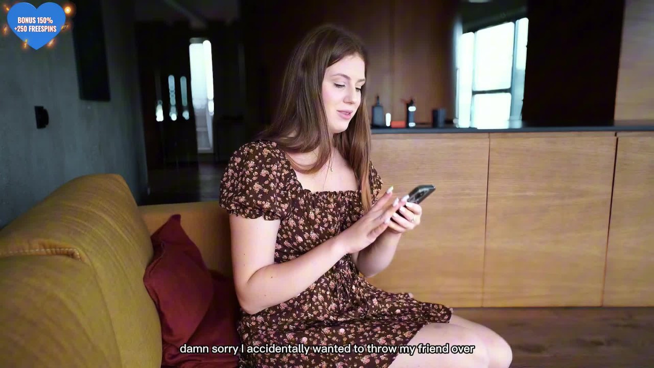 My married neighbor accidentally sent me a sexy picture and then came to fuck me