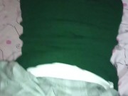 ANO APRETADO DE COLEGIALA TRAVIESA QUEDA LLENO DE LA LECHE DE PAPI! 16/16