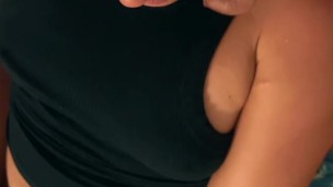 Masterbate before she rides it