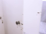 Peeping a cumshot in a public college toilet 6/16