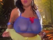 SLUTTY SNOW WHITE ESCAPES DWARFS TO FUCK GIANT COCK 5/16