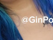 Como te fue en el trabajo amor? Se que te esfuerzas mucho, mereces ver mis enormes tetas 🤍✨️