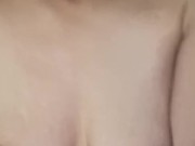 Hoy desperte con ganas de mover mi culo y tocar mis senos 7/16