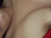 Me gusta enfocar mi enorme trasero para luego tocarme los senos 11/16