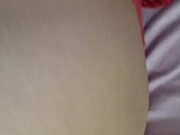 Me gusta enfocar mi enorme trasero para luego tocarme los senos 14/16