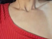 Sacudo mi trasero mientras me toco los senos 16/16