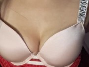 Me excita quedarme en toples cuando estoy en casa 7/16