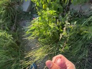 Sporty man has a quick masturbation after exploring ruins 10/16