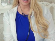 Skolläkaren lär klassens pojkar om kvinnokroppen och fittan 1/16